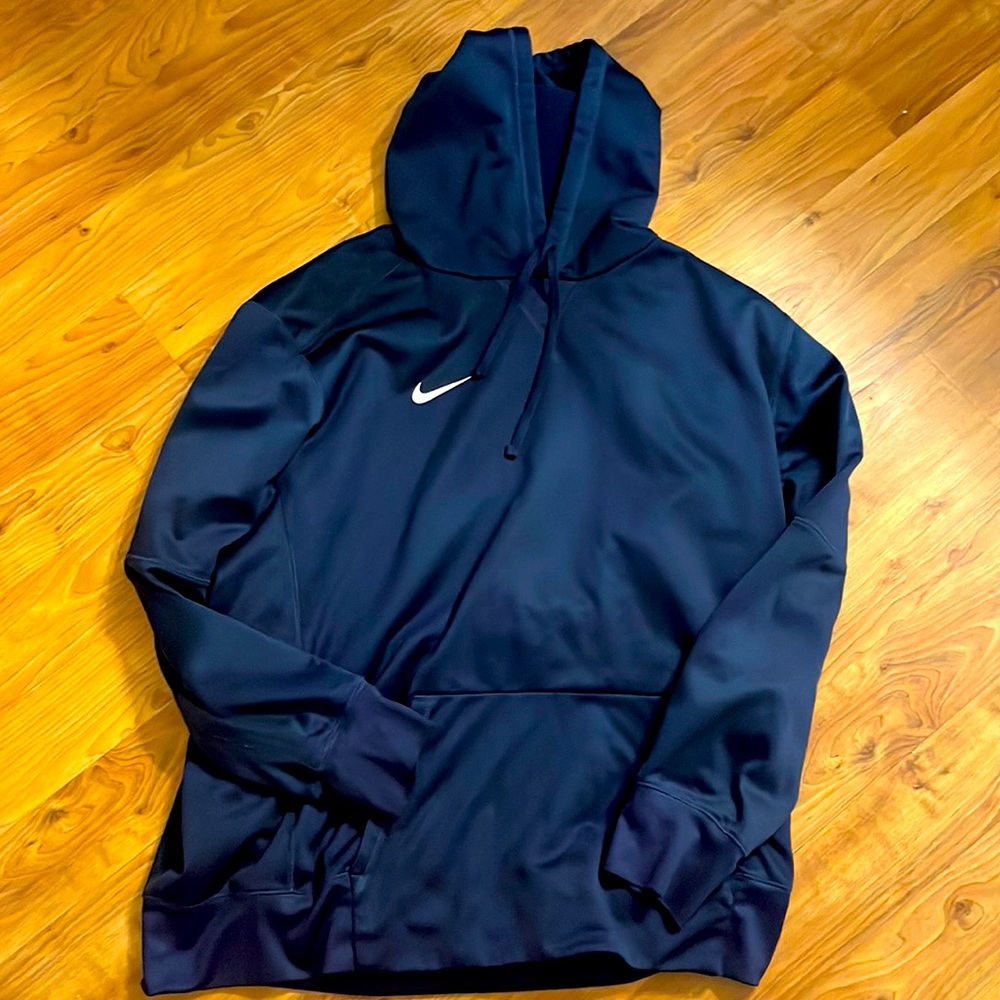 ✨✨NIKE HOODIE✨✨